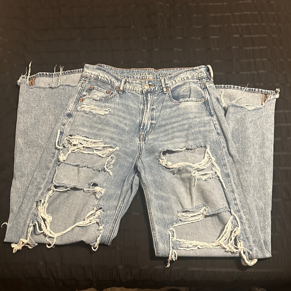 American Eagle Distressed Jeans